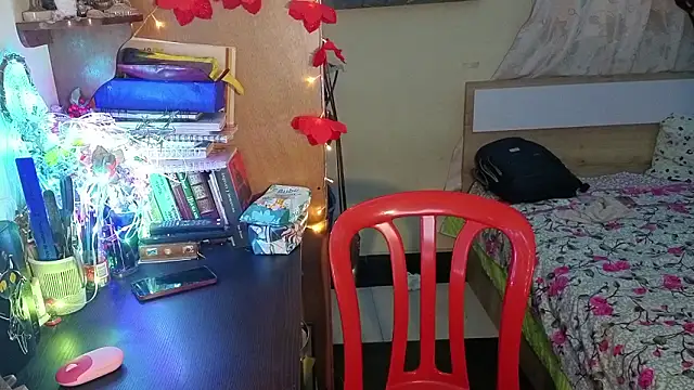 Snapshot of ValkaBlue chatting on 03-04-26, 03:58 ValkaBlue online show from 03-04-26, 03:58