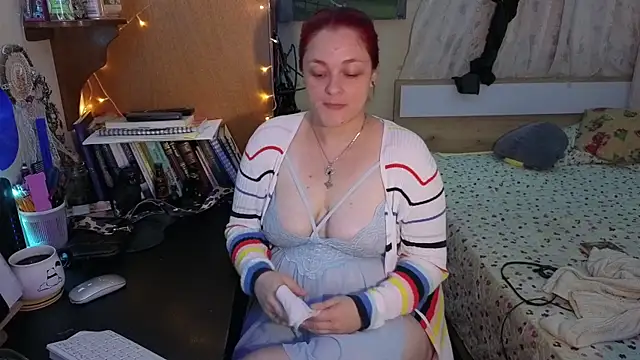 ValkaBlue online show from 10-21-25, 03:50