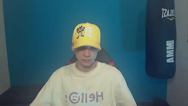 Snapshot of Burperking420_ chatting on 09-15-25, 07:14 Burperking420 online show from 09-15-25, 07:14