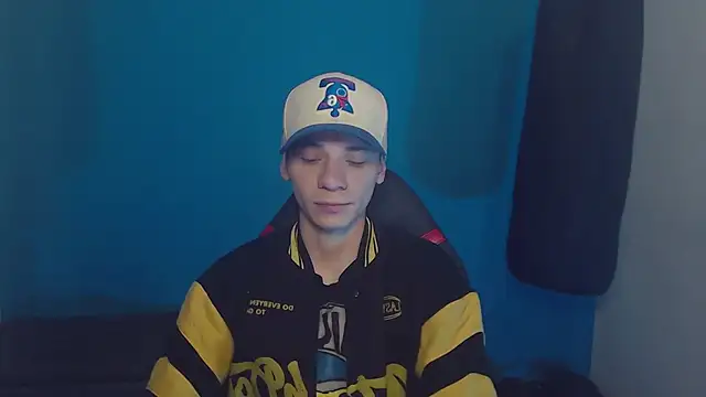 Snapshot of Burperking420_ chatting on 03-18-25, 06:17 Burperking420 online show from 03-18-25, 06:17