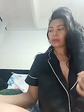 DaphneRosses online show from 06-20-26, 03:06