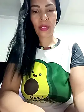 DaphneRosses online show from 05-05-26, 01:58