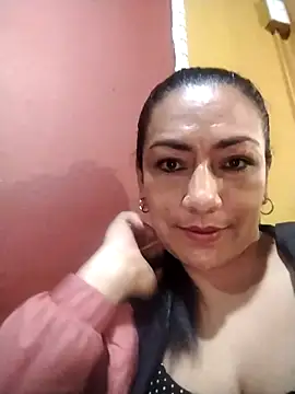 Snapshot of Carlasm- chatting on 03-08-25, 01:06 Carlasm- online show from 03-08-25, 01:06