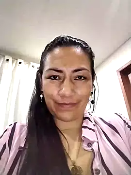 Snapshot of Carlasm- chatting on 03-17-25, 11:35 Carlasm- online show from 03-17-25, 11:35