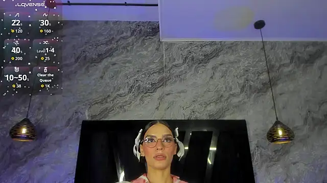 Snapshot of Samantha-Harpper chatting on 10-02-25, 06:50 Samantha-Harpper online show from 10-02-25, 06:50