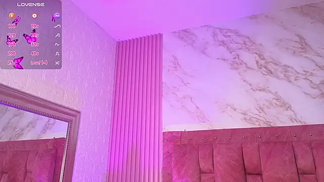 goldilockss15 online show from 04-17-26, 11:24