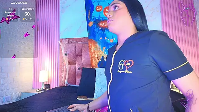 goldilockss15 online show from 11-01-25, 03:24