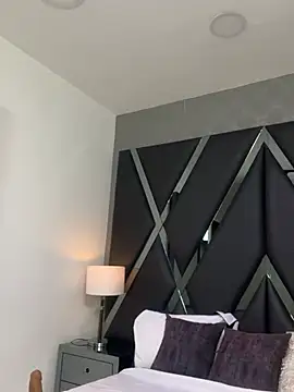 AlesiaCooper online show from 01-08-26, 08:04