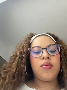 AlesiaCooper online show from 07-03-26, 04:19