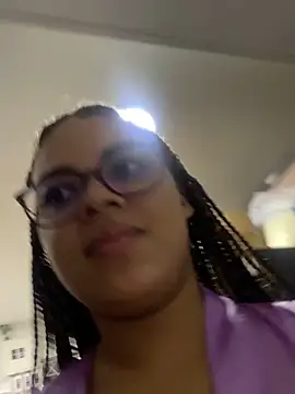 AlesiaCooper online show from 10-18-25, 12:07