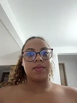 AlesiaCooper online show from 07-05-26, 05:47