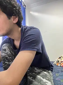 Thiagobb7 online show from 01-10-26, 09:43