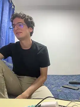 Thiagobb7 online show from 01-07-26, 03:44