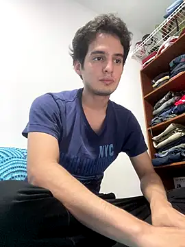 Thiagobb7 online show from 12-13-25, 11:22