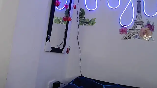 bella warzon online show from 09-23-25, 03:41