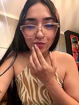 Emma  1 online show from 10-22-25, 04:34