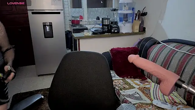 freyaa sorcerees online show from 10-31-25, 05:04