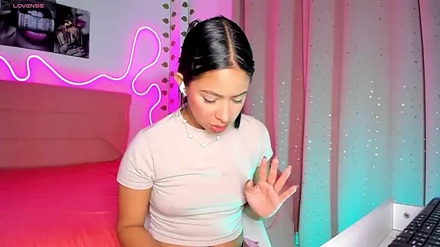 Vickysth online show from 03-11-26, 10:59