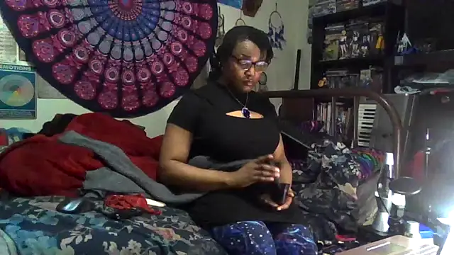 GardeniaFields online show from 12-20-25, 03:09