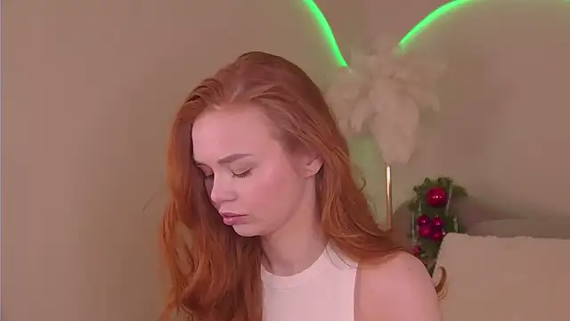 MiraBliss online show from 12-16-25, 03:27