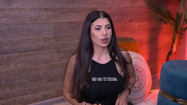 TanyaVonDe online show from 11-05-25, 05:16