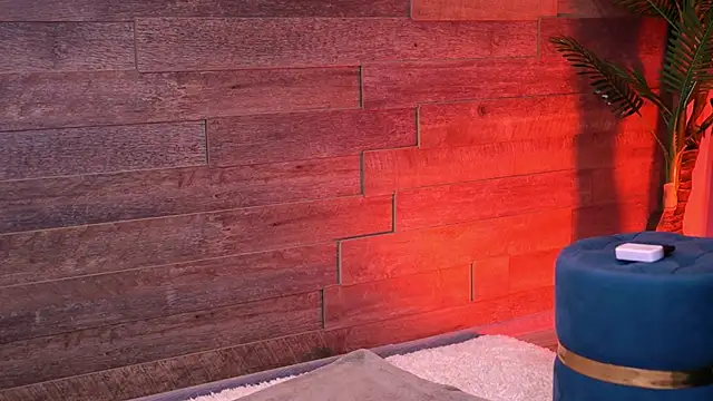 TanyaVonDe online show from 12-20-25, 05:38