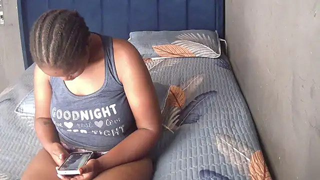 SexyShybarbie online show from 11-24-25, 06:24