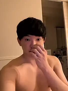 Snapshot of Ryuuya69 chatting on 07-20-26, 03:36 Ryuuya69 online show from 07-20-26, 03:36