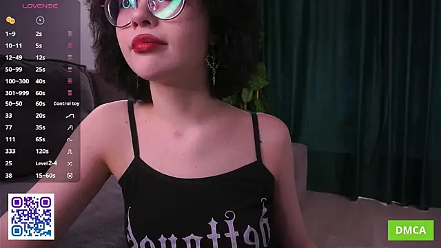 Snapshot of JodyHeap chatting on 04-24-26, 05:09 JodyHeap online show from 04-24-26, 05:09