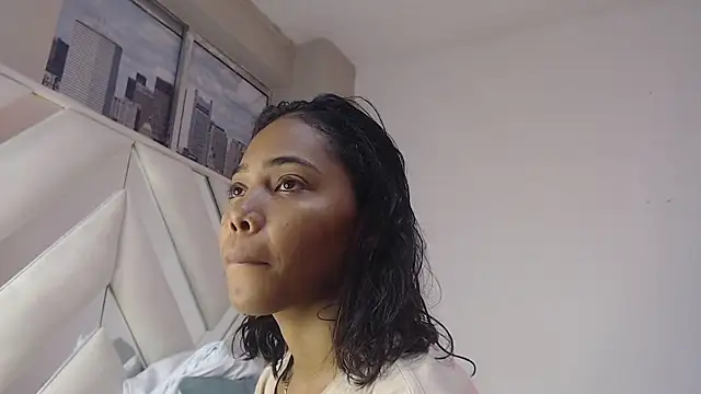 Snapshot of willow_smitt chatting on 04-18-26, 01:13 willow smitt online show from 04-18-26, 01:13