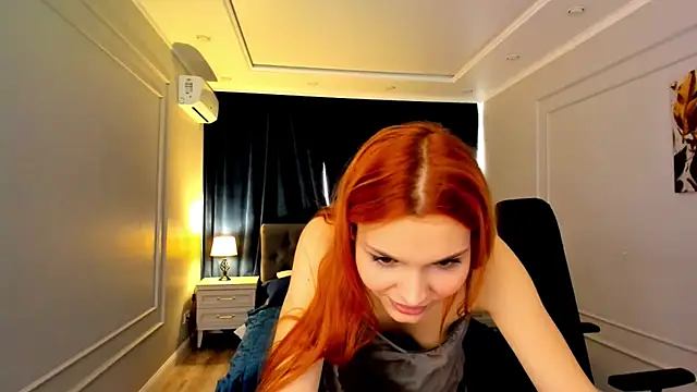 Snapshot of YourSweetMiley chatting on 03-21-25, 06:38 YourSweetMiley online show from 03-21-25, 06:38