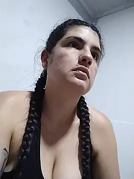 Seet Hanna online show from 10-24-25, 04:17