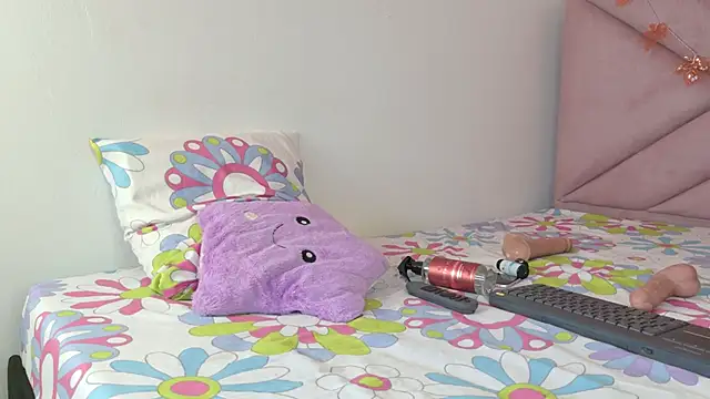 eva sin18 online show from 11-27-25, 02:12