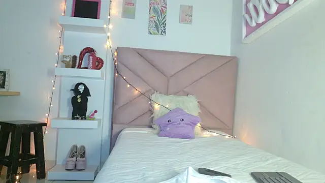 eva sin18 online show from 04-12-26, 12:03