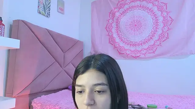 eva sin18 online show from 07-18-26, 07:22