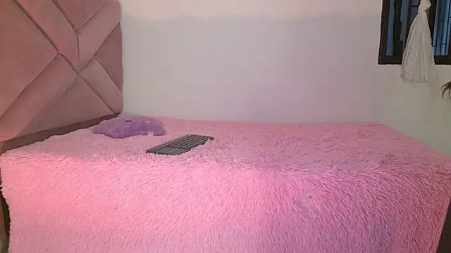 eva sin18 online show from 06-21-26, 11:43