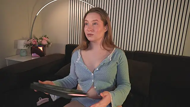 Snapshot of saint_trisha chatting on 02-28-26, 08:41 saint trisha online show from 02-28-26, 08:41