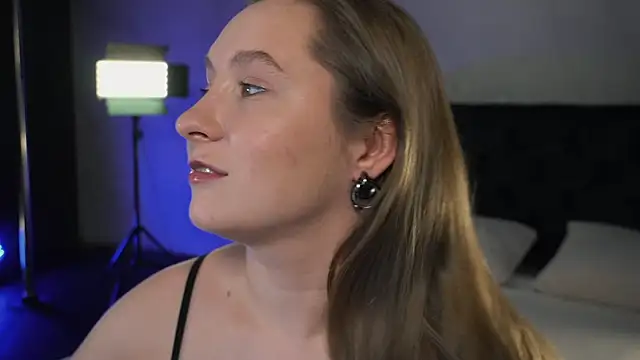 saint trisha online show from 03-21-26, 08:24