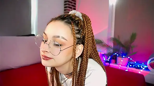 Snapshot of WilonaBiddix chatting on 03-11-25, 11:12 WilonaBiddix online show from 03-11-25, 11:12