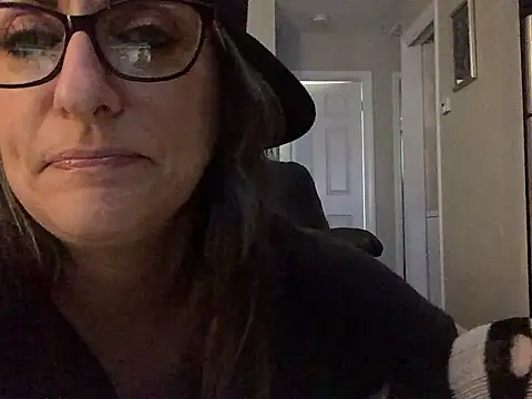 Snapshot of KittyKat_LoLo chatting on 03-10-25, 02:16 KittyKat LoLo online show from 03-10-25, 02:16
