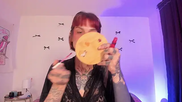 Alessamoth online show from 07-12-26, 05:36