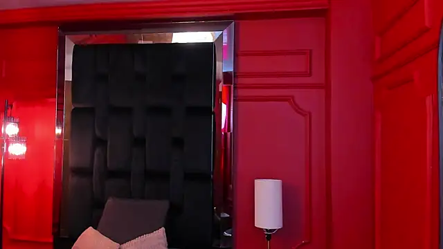 roxy hell online show from 10-21-25, 12:04