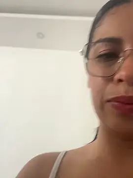 Snapshot of Nathaly_12 chatting on 09-16-25, 06:20 Nathaly 12 online show from 09-16-25, 06:20