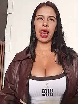 Nathaly 12 online show from 06-19-26, 08:25