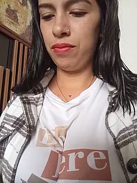 Snapshot of Nathaly_12 chatting on 05-14-26, 07:44 Nathaly 12 online show from 05-14-26, 07:44