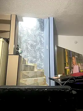 VictoriaGerard Pink online show from 10-27-25, 12:11