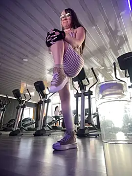 Snapshot of VictoriaGerard_Pink chatting on 09-19-25, 03:38 VictoriaGerard Pink online show from 09-19-25, 03:38