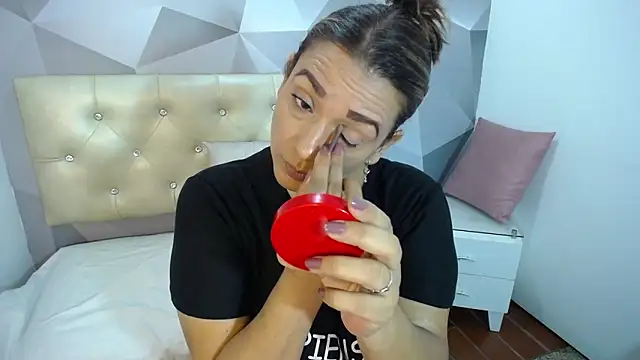 Milf-Prettyboobs online show from 10-27-25, 11:11