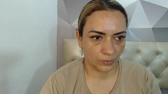 Milf-Prettyboobs online show from 01-16-26, 10:52