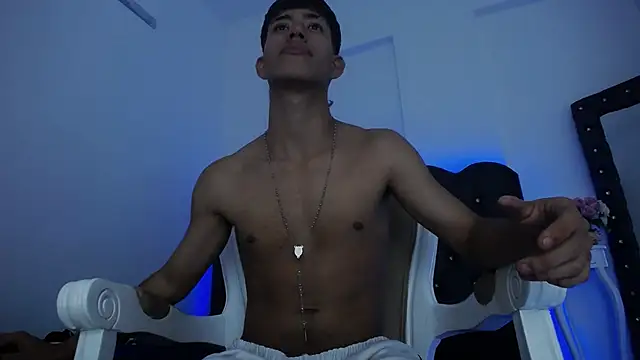 dareck 18 online show from 03-13-25, 07:20